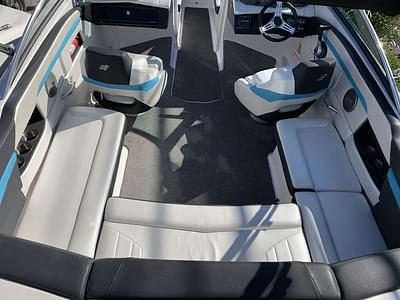 BOATZON | Four Winns H 230 RS 2016