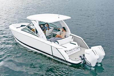 BOATZON | Four Winns H9 OB 2026
