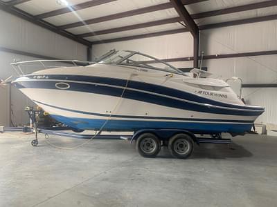 BOATZON | Four Winns V258 2008