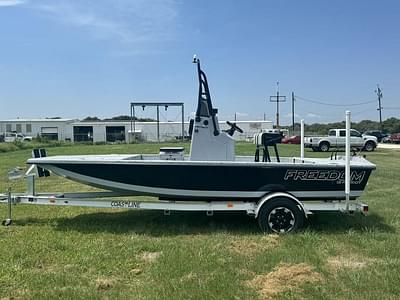 BOATZON | Freedom 18 PATRIOT CAT 2025