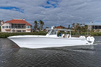 BOATZON | 2026 Front Runner 43 Catamaran
