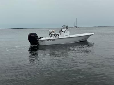 BOATZON | Frontier 2104 2025