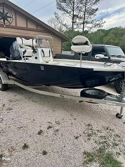 BOATZON | G BAY 18 DLX BOATZON | G BAY 18 DLX