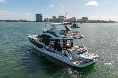 BOATZON | Galeon 560 Fly 2024