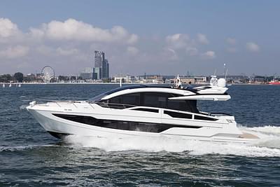 BOATZON | Galeon 650 Sky 2019