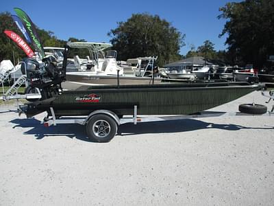 BOATZON | Gator-tail 1750 Savage Mid Deck 2025