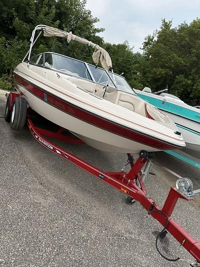 BOATZON | Glastron 185 2002 BOATZON | Glastron 185 2002