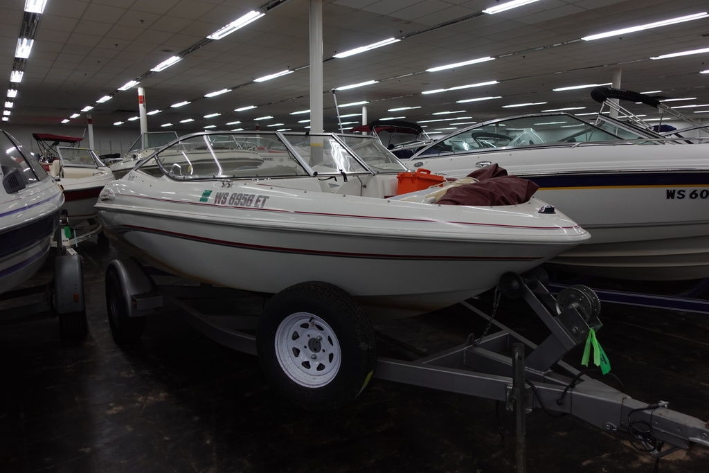 2000 Glastron SX175 - Sold Boat