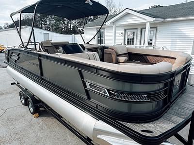 BOATZON | Godfrey Aquapatio 25 Flip Lounge Tritoon 2024