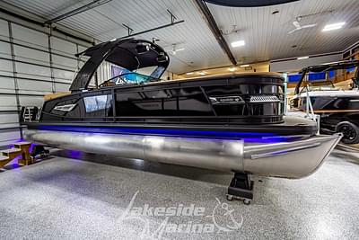 BOATZON | Godfrey AquaPatio 255 ULW 2025