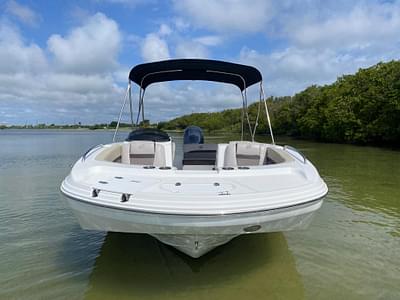 BOATZON | 2018 Godfrey Hurricane SS192