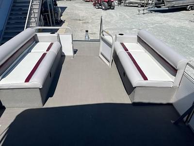 BOATZON | 1991 Godfrey Marine 24 Executive BOATZON | 1991 Godfrey Marine 24 Executive