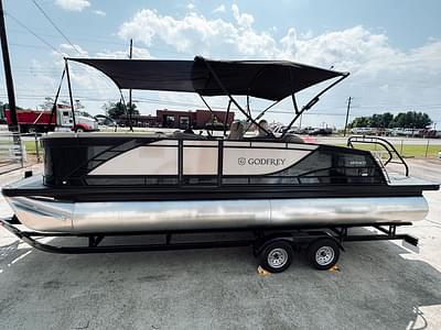 BOATZON | Godfrey Monaco 235 RL  BP  29 in iMPACT  Tritoon  Platinum 2024