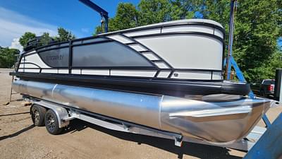 BOATZON | Godfrey Monaco 235 SFL Tritoon 2025 BOATZON | Godfrey Monaco 235 SFL Tritoon 2025
