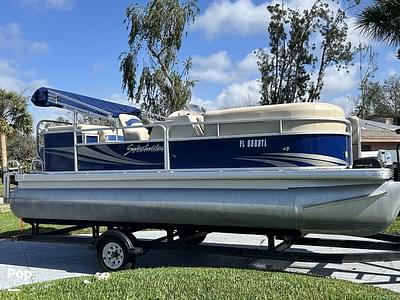 BOATZON | Godfrey Pontoon Sweetwater 2086