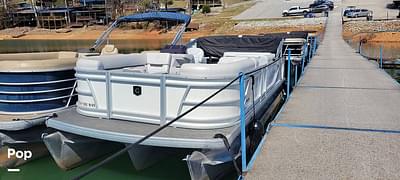 BOATZON | Godfrey Pontoon Sweetwater 2286