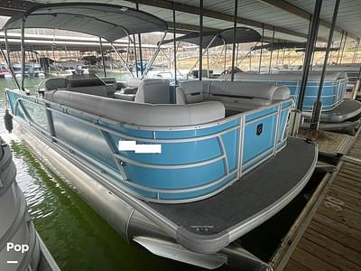 BOATZON | Godfrey Pontoon Sweetwater 2286SFL