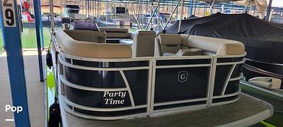 BOATZON | Godfrey Pontoon Sweetwater SW2286 BOATZON | Godfrey Pontoon Sweetwater SW2286