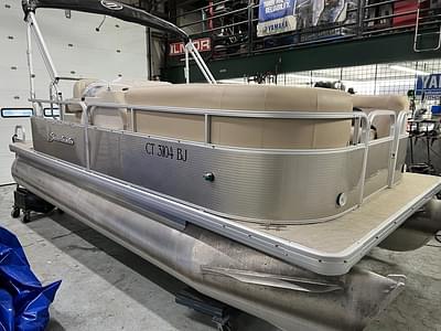 BOATZON | Godfrey Pontoons 1880 RE3 2012