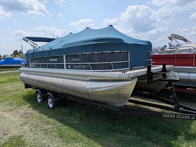 BOATZON | Godfrey Pontoons 226 2019