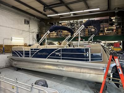 BOATZON | Godfrey Pontoons 240 CB 2014