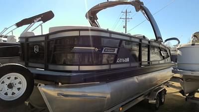 BOATZON | Godfrey Pontoons AquaPatio 235 SBC iMPACT 29 in Center Tube 2022 BOATZON | Godfrey Pontoons AquaPatio 235 SBC iMPACT 29 in Center Tube 2022