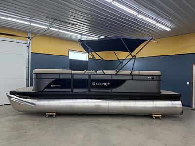 BOATZON | Godfrey Pontoons EX 2086 CXP w Suzuki 115 2026