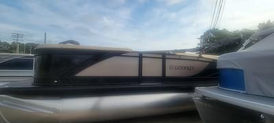 BOATZON | Godfrey Pontoons Monaco 235 C 2023 BOATZON | Godfrey Pontoons Monaco 235 C 2023
