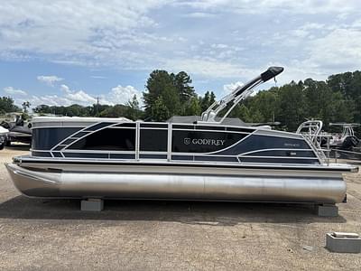 BOATZON | Godfrey Pontoons Monaco 235 DFL 2025 BOATZON | Godfrey Pontoons Monaco 235 DFL 2025