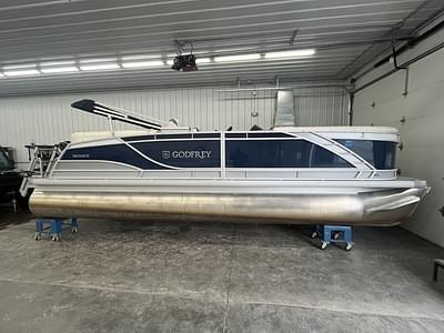 BOATZON | Godfrey Pontoons Monaco 235 SB 2022 BOATZON | Godfrey Pontoons Monaco 235 SB 2022