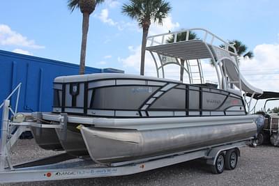 BOATZON | Godfrey Pontoons Monaco 255 SD 2021