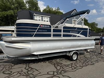 BOATZON | Godfrey Pontoons Sweetwater 2086 C 2022 BOATZON | Godfrey Pontoons Sweetwater 2086 C 2022