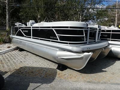 BOATZON | Godfrey Pontoons Sweetwater 2086 C 2025