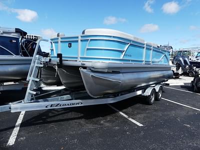 BOATZON | Godfrey Pontoons Sweetwater 2086 CSE 2025