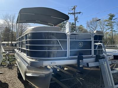 BOATZON | Godfrey Pontoons Sweetwater 2186 SB 2023 BOATZON | Godfrey Pontoons Sweetwater 2186 SB 2023