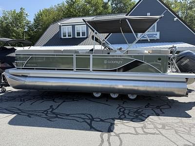BOATZON | Godfrey Pontoons Sweetwater 2286 C Sport Tube 27 in Package 2025 BOATZON | Godfrey Pontoons Sweetwater 2286 C Sport Tube 27 in Package 2025