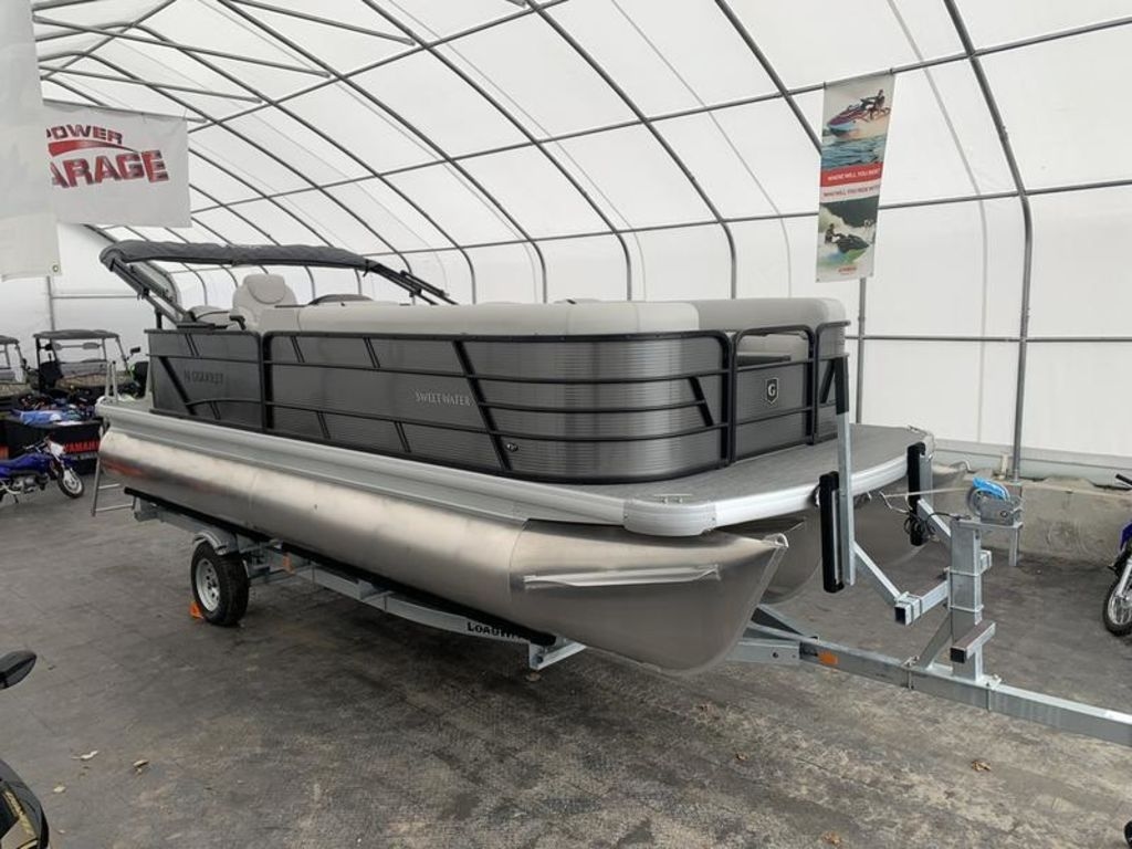 2023 Godfrey Pontoons SWEETWATER 2286 CRUISE - Sold Boat
