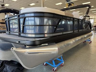 BOATZON | Godfrey Pontoons Sweetwater 2286 QS 2025 BOATZON | Godfrey Pontoons Sweetwater 2286 QS 2025