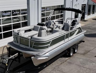 BOATZON | Godfrey Pontoons Sweetwater 2286 SB iMPACT Package 29 in Center Tube 2025 BOATZON | Godfrey Pontoons Sweetwater 2286 SB iMPACT Package 29 in Center Tube 2025