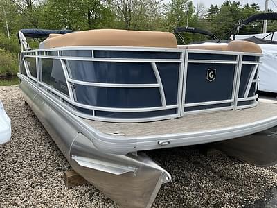 BOATZON | Godfrey Pontoons Sweetwater 2286 SFL 2025 BOATZON | Godfrey Pontoons Sweetwater 2286 SFL 2025