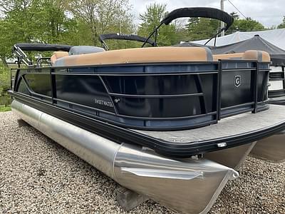 BOATZON | Godfrey Pontoons Sweetwater 2486 SFLC Sport Tube 27 in Package 2025