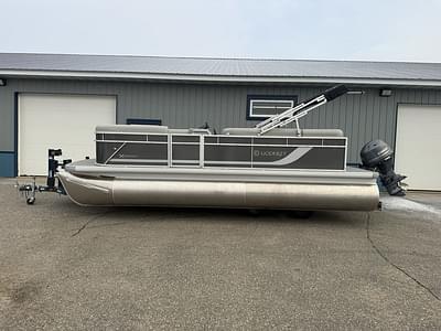 BOATZON | Godfrey Pontoons Sweetwater EX 2086 CXP w Yamaha 60 2025