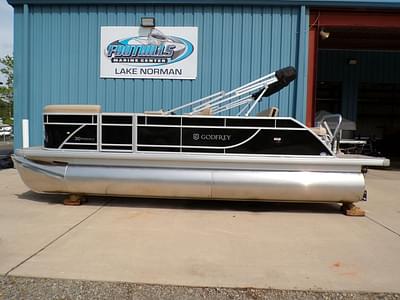 BOATZON | Godfrey Pontoons Xperience 2086 SFLX 2025 BOATZON | Godfrey Pontoons Xperience 2086 SFLX 2025