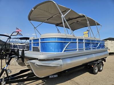 BOATZON | Godfrey Pontoons Xperience 2286 FSX Sport Tube 27 in Package 2025