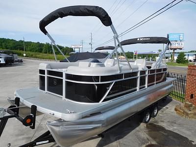 BOATZON | Godfrey Pontoons Xperience 2286 SBX 2025