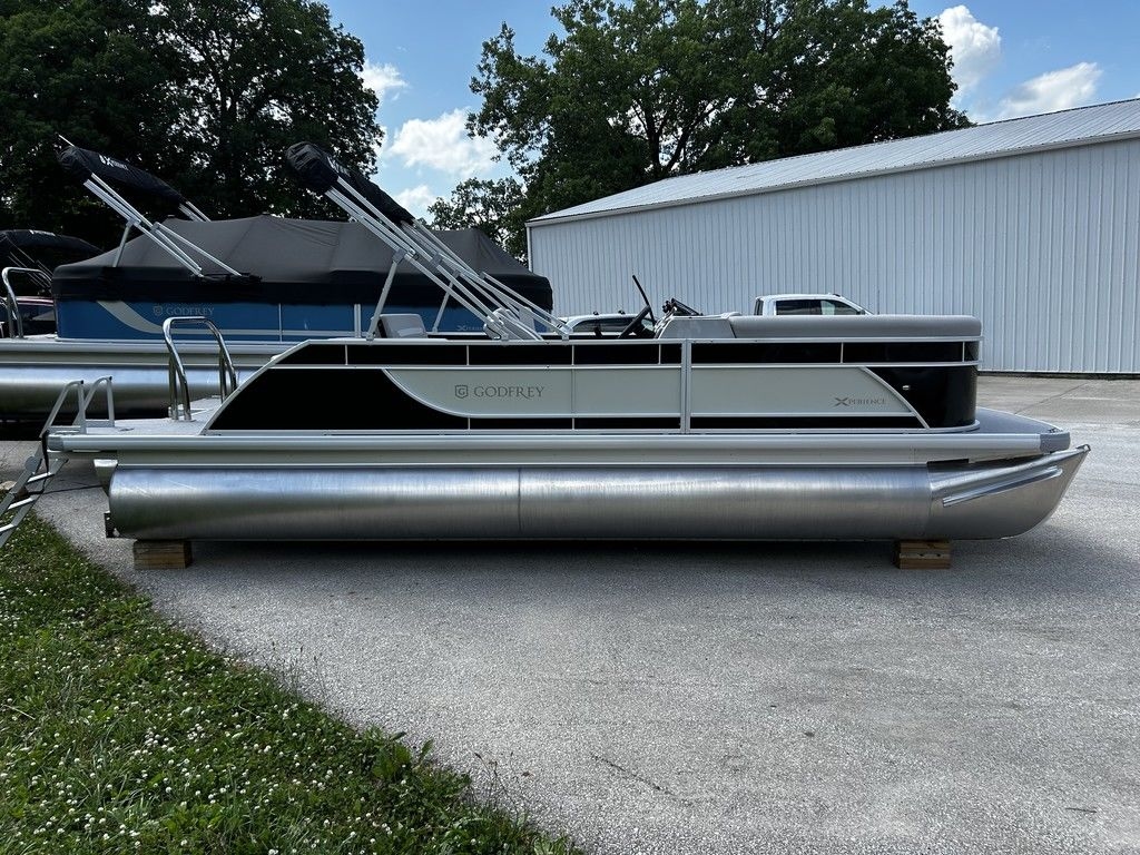 2025 Godfrey Pontoons Xperience 2286 SFLX 27 iMPACT Center Tube Package - Sold Boat