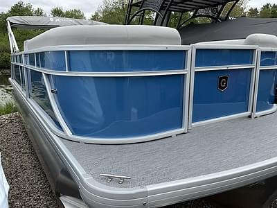 BOATZON | Godfrey Pontoons Xperience 2286 SFLX Sport Tube 27 in Package 2025 BOATZON | Godfrey Pontoons Xperience 2286 SFLX Sport Tube 27 in Package 2025