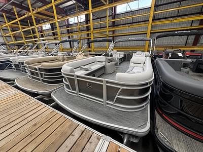 BOATZON | Godfrey SW 2286 SB TT 2024 BOATZON | Godfrey SW 2286 SB TT 2024