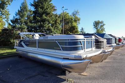 BOATZON | Godfrey SW2286SFLC Tritoon 2025 BOATZON | Godfrey SW2286SFLC Tritoon 2025