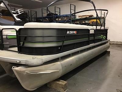 BOATZON | Godfrey Sweetwaer 2386 C 2019 BOATZON | Godfrey Sweetwaer 2386 C 2019